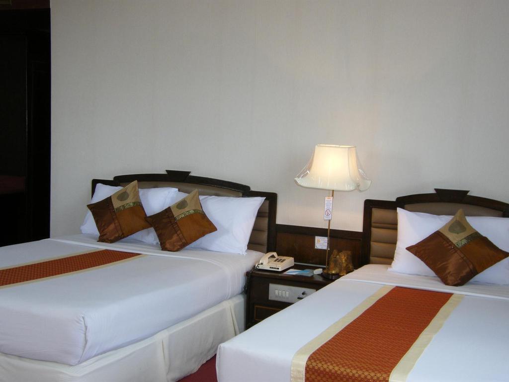 Grande Ville Hotel Bangkok Eksteriør billede